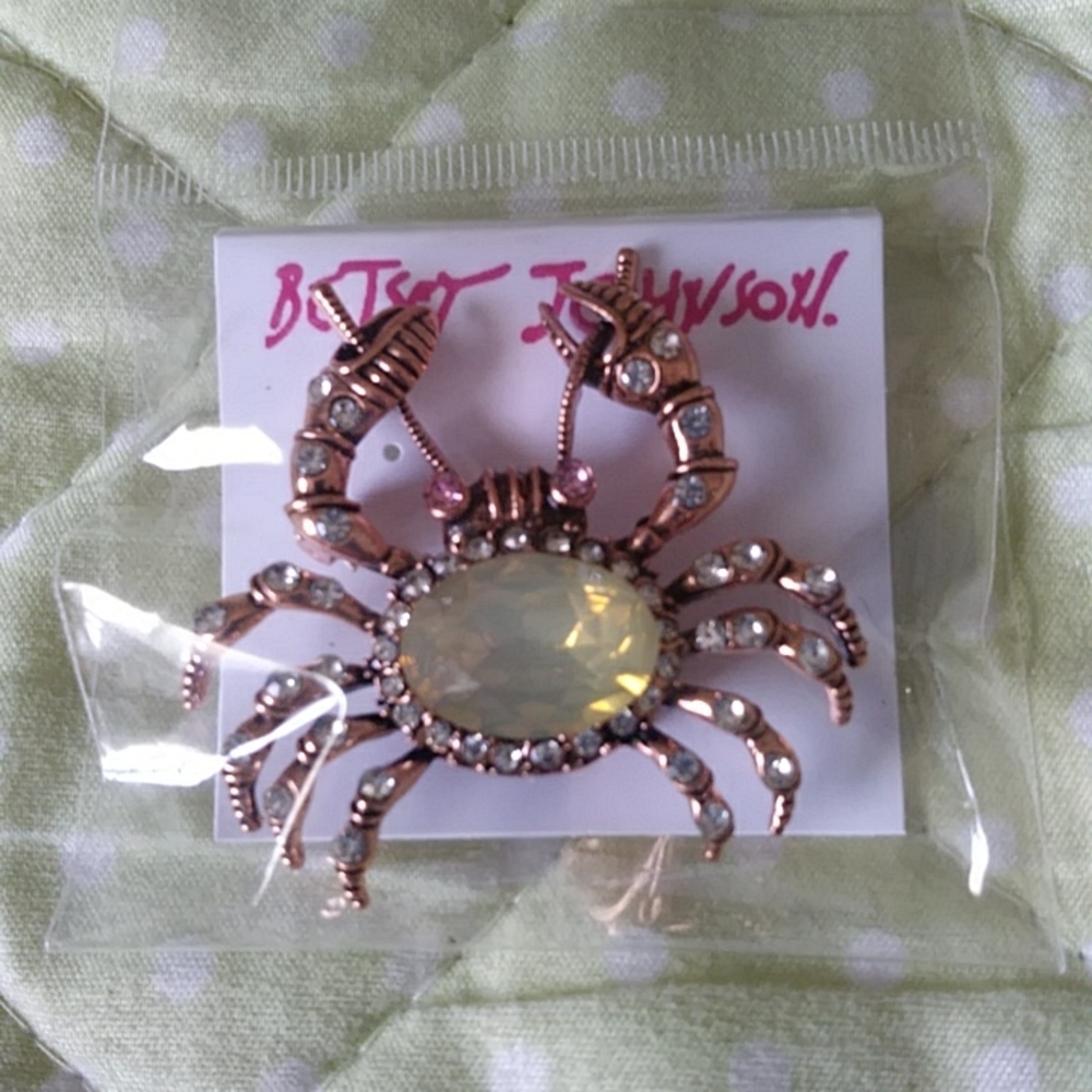 Betsey Johnson Crab Brooch Crystal Rhinestone Pin